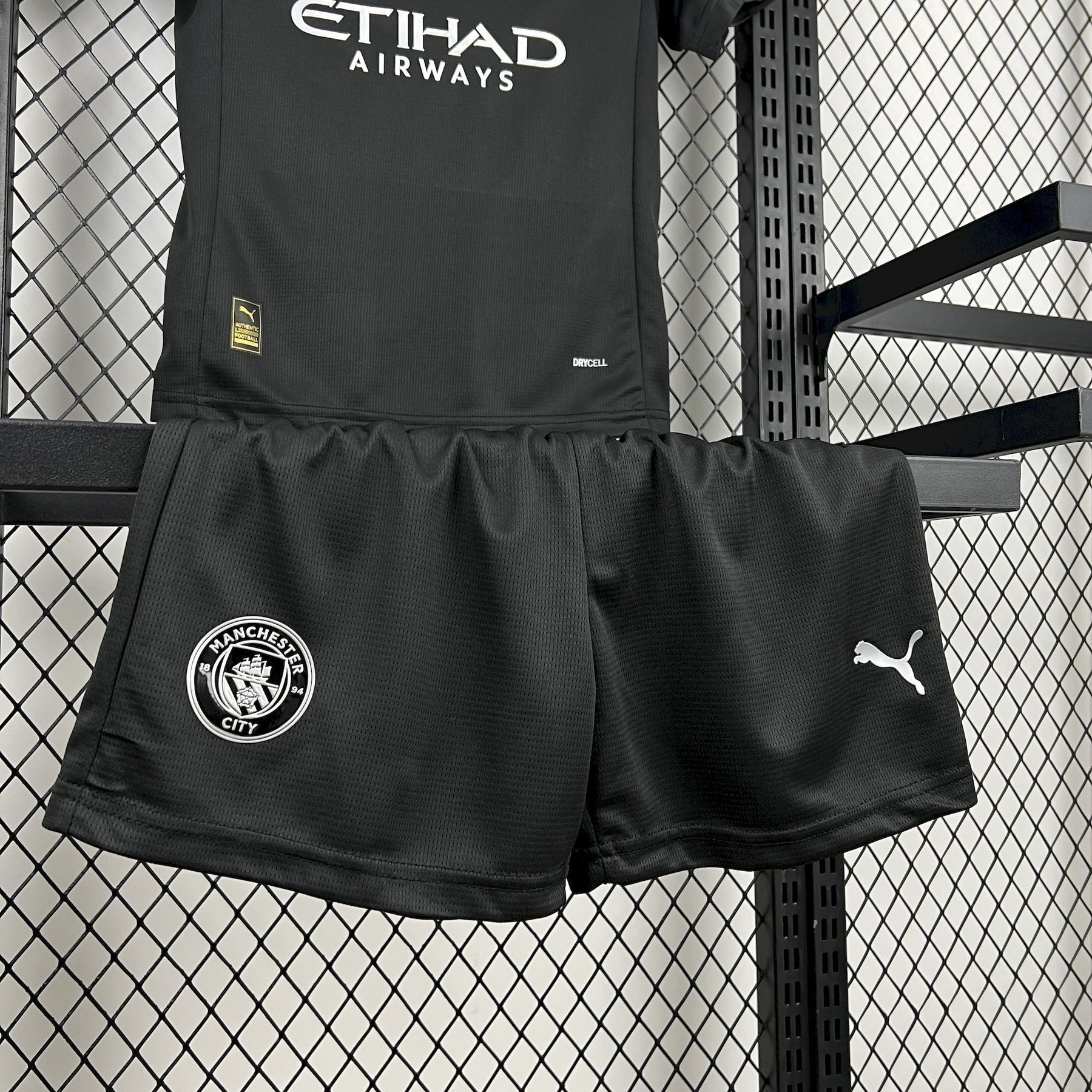 Conjunto Infantil Manchester City 25/26 - All Black