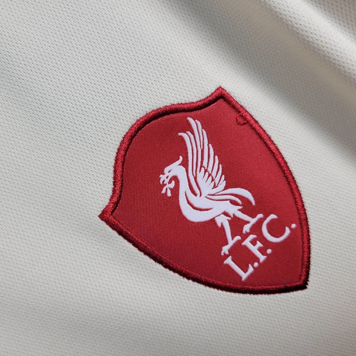 Camisa Liverpool Away 25/26 - Versão Feminina Baby Look