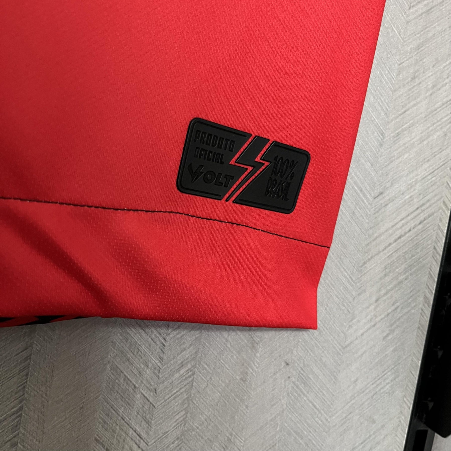 Camisa Vitória Edição Especial 25/26 - Vermelha e Preta Volt