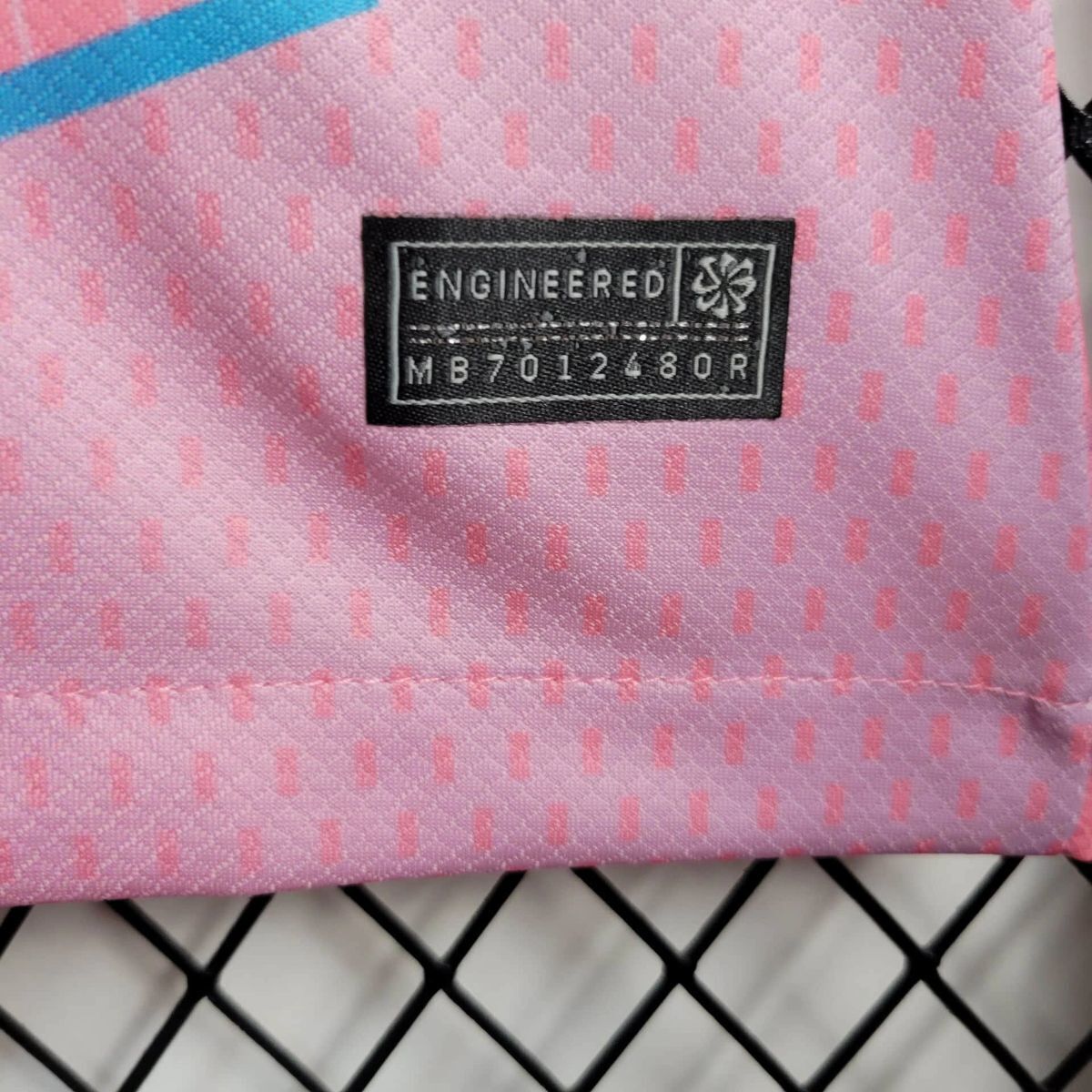 Camisa Barcelona Away 25/26 - Versão Feminina Baby Look