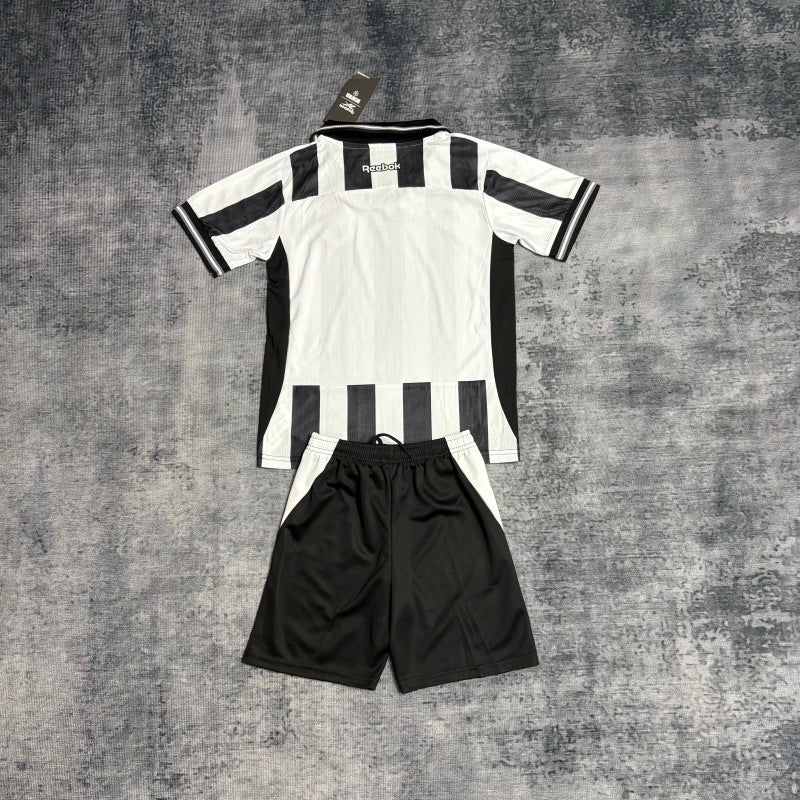 Conjunto Botafogo Home 25/26 - Preto e branco
