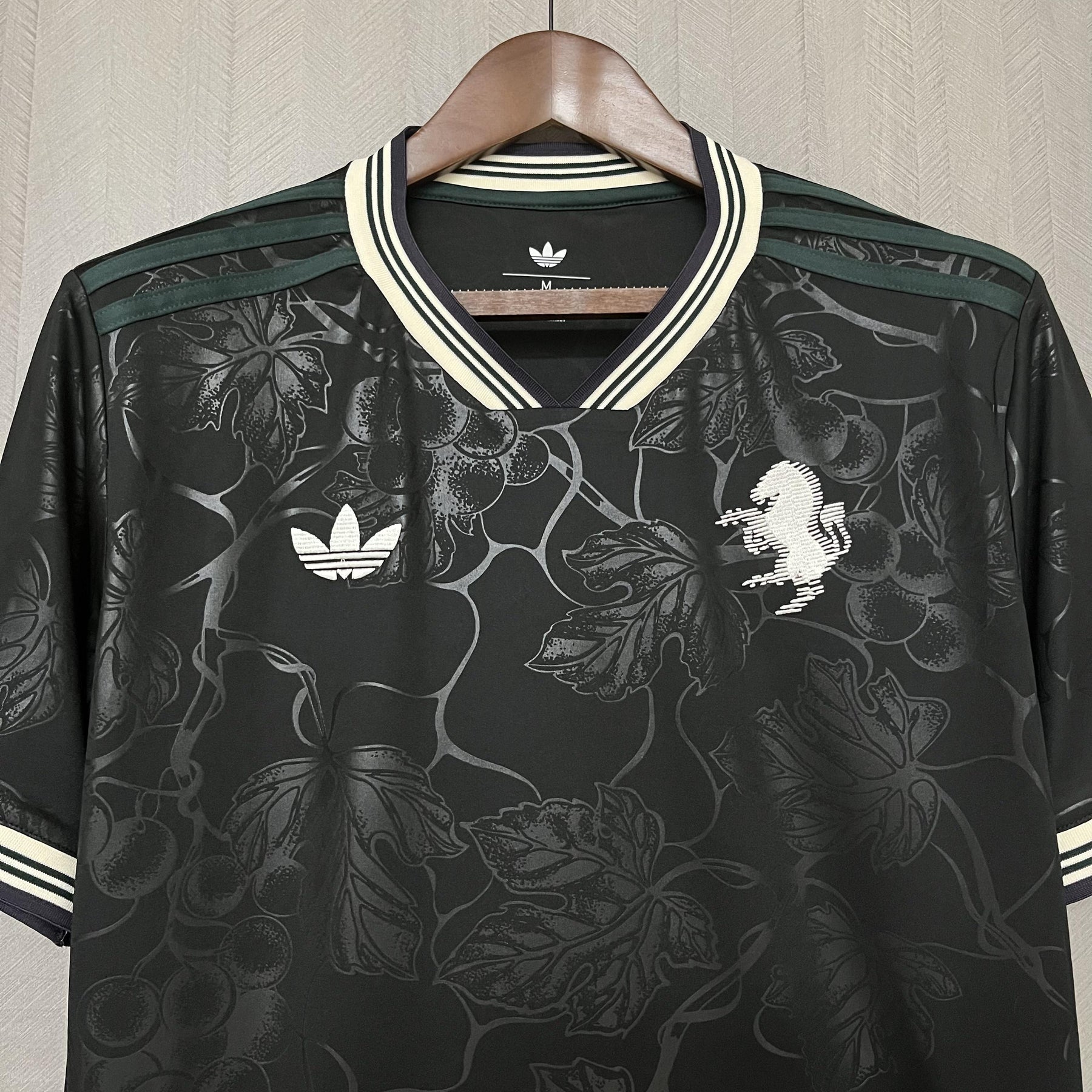 Camisa Juventus Edição Especial 25/26 - Preta