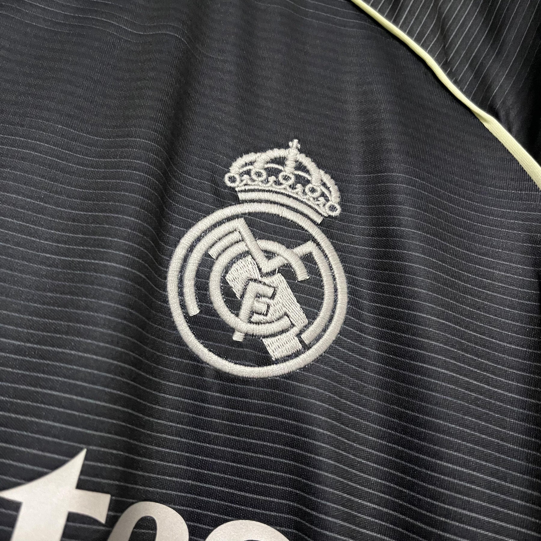 Camisa Real Madrid Fora 25/26 - Cinza