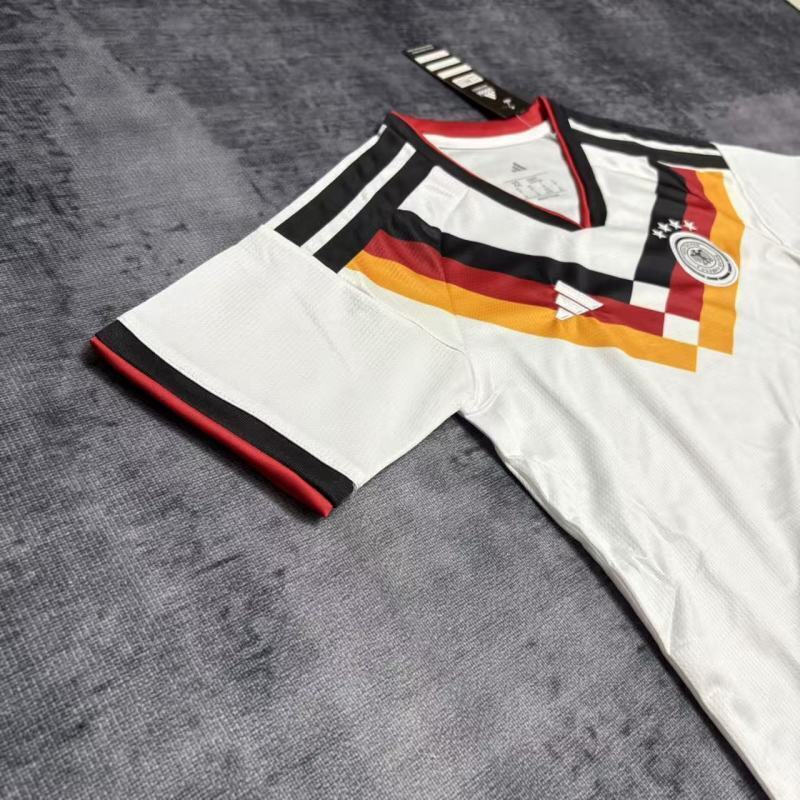 Conjunto Alemanha 25/26 Home - Branco e preto