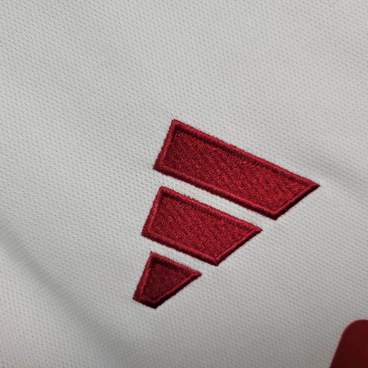 Camisa Liverpool Away 25/26 - Versão Feminina Baby Look