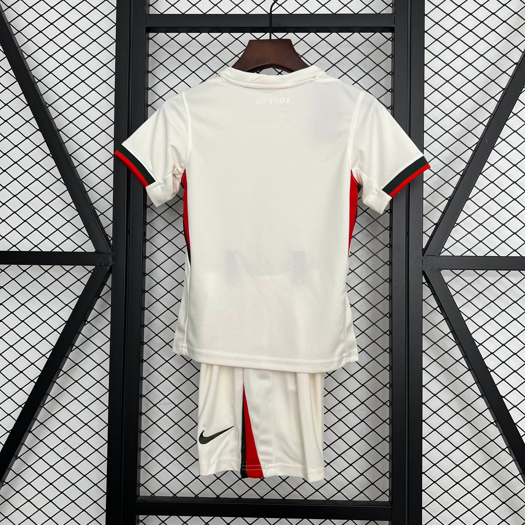 Conjunto Chelsea Away 25/26