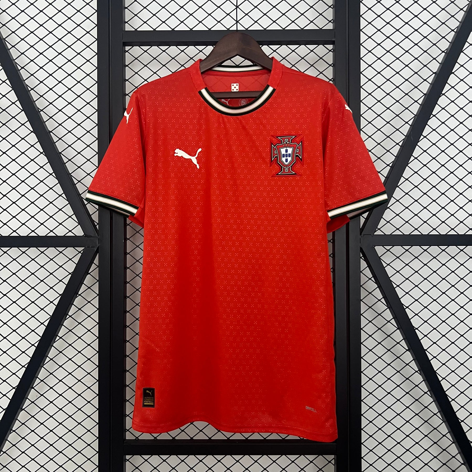 Camisa Portugal Titular 25/26 - Versão Torcedor Vermelha Puma