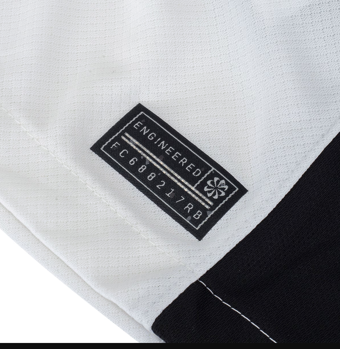 Camisa Corinthians Titular 25/26 - Branco e Preto