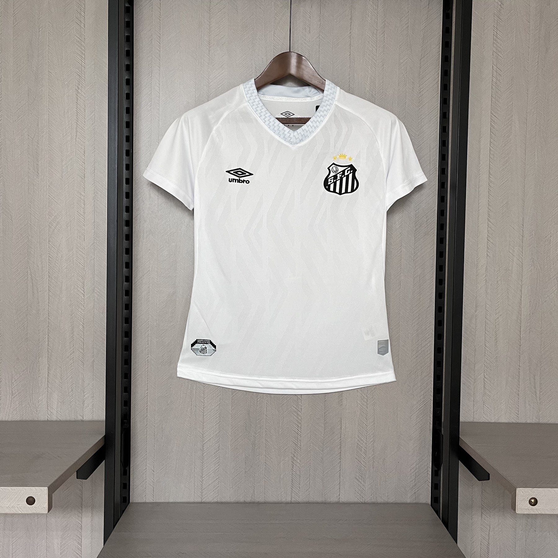 Camisa Santos Titular 25/26 - Versão Feminina Baby Look