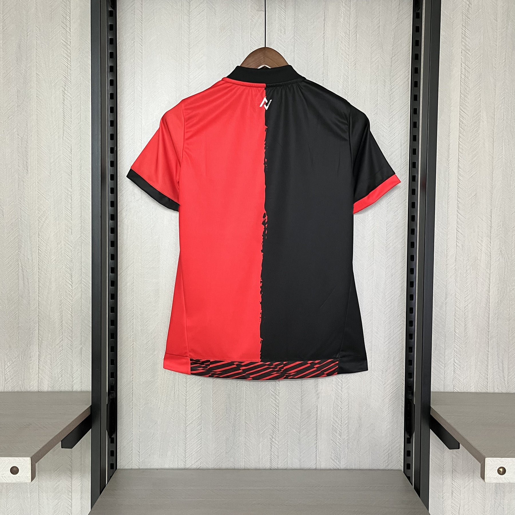 Camisa Vitória Edição Especial 25/26 - Versão Feminina Baby Look