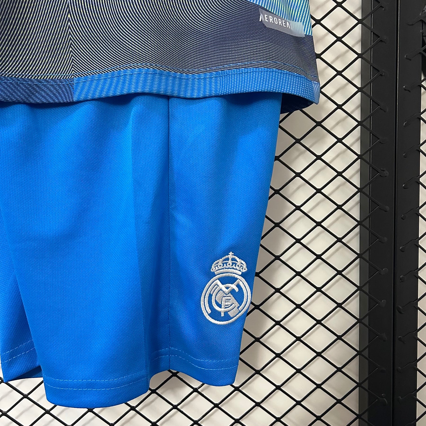 Conjunto Infantil Real Madrid Away 25/26