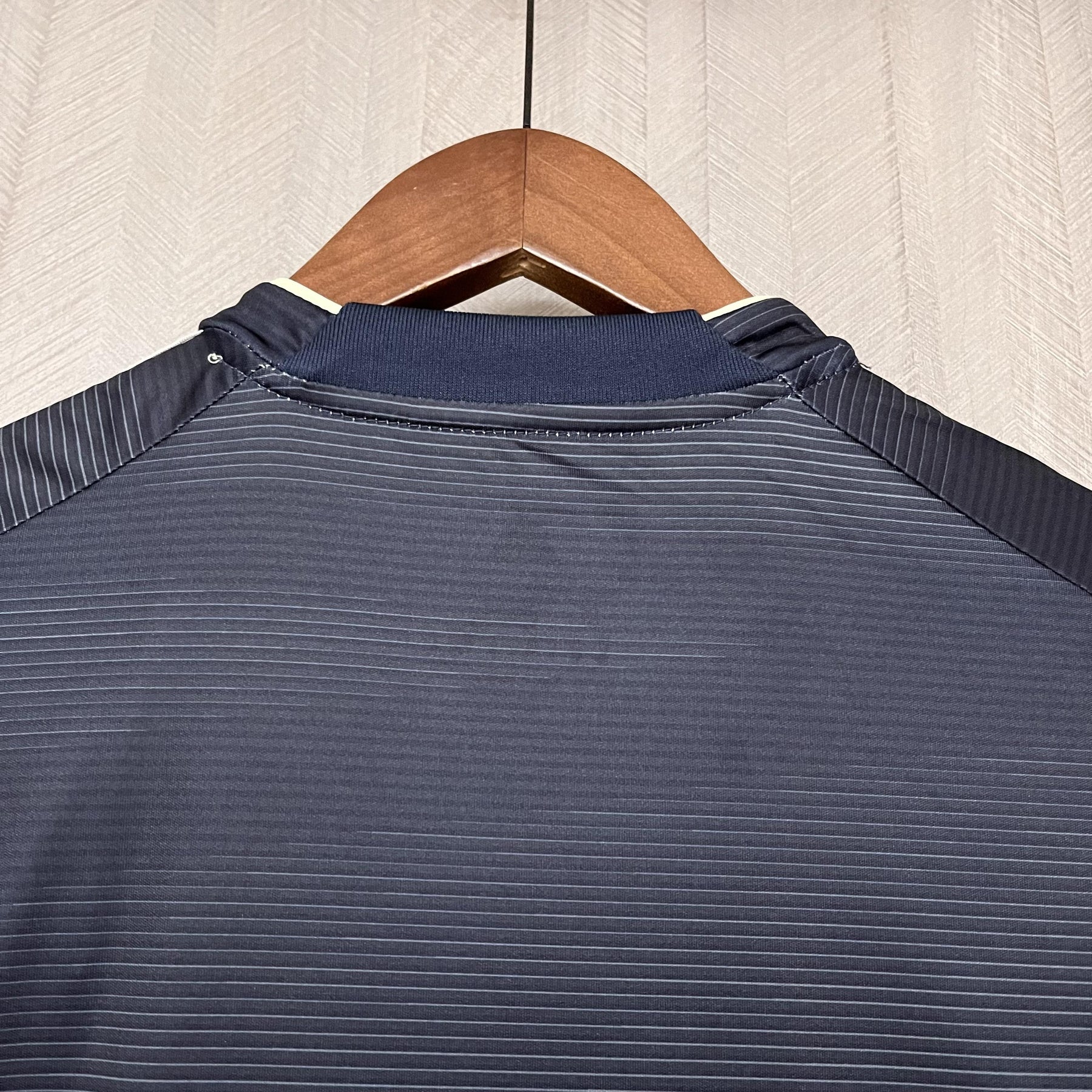 Camisa Real Madrid Fora 25/26 - Cinza