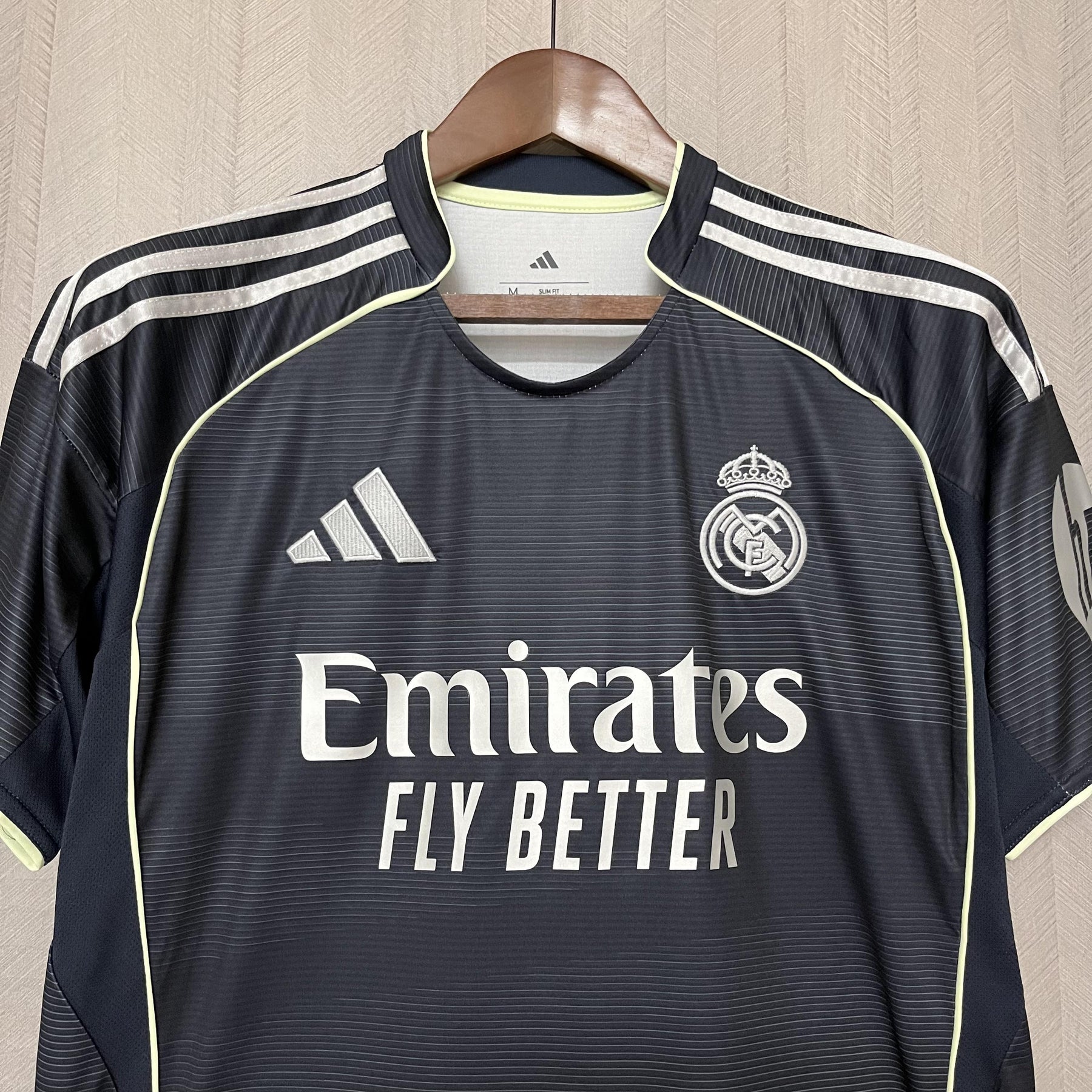 Camisa Real Madrid Fora 25/26 - Cinza