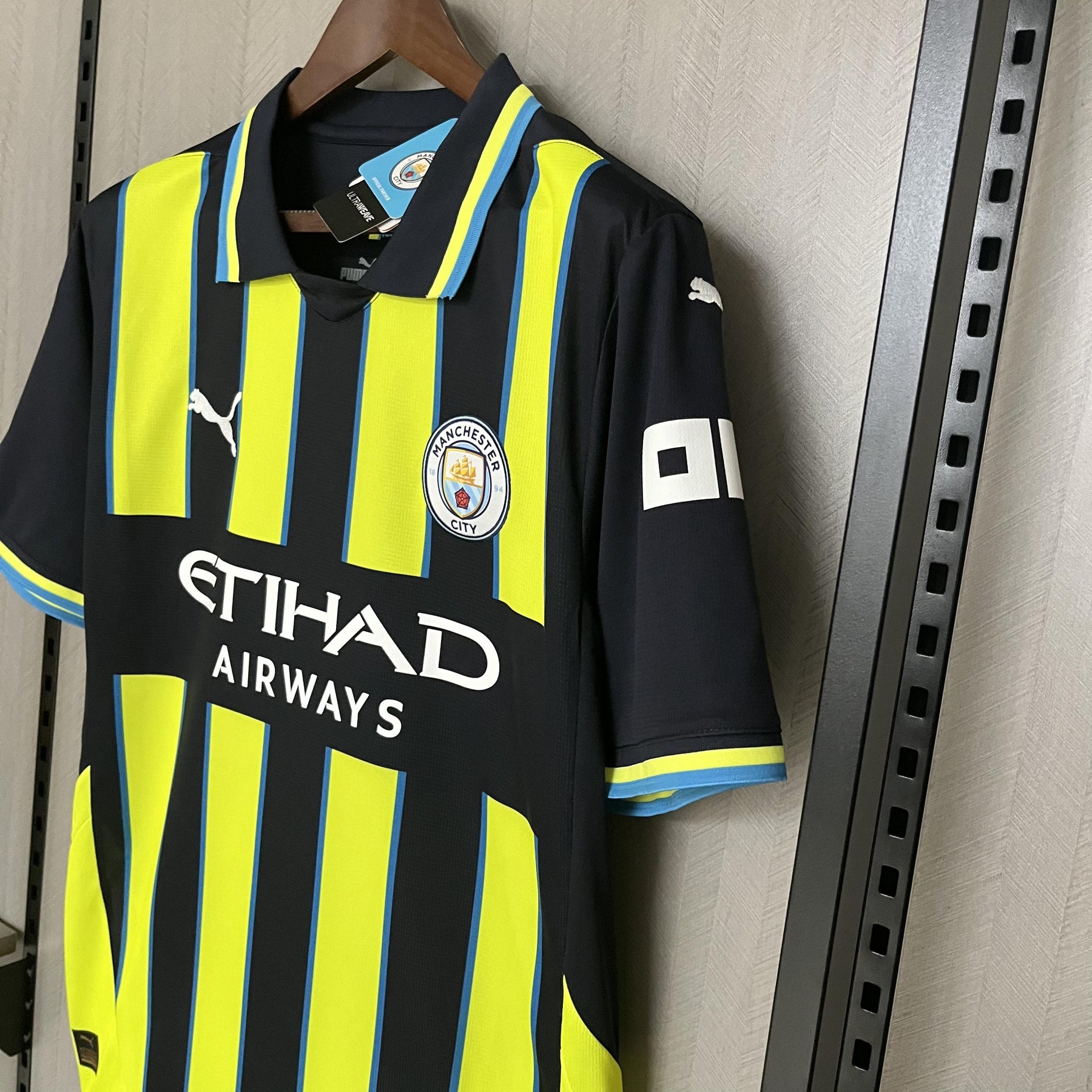 Camisa Manchester City Fora 24/25 - Preto e Verde