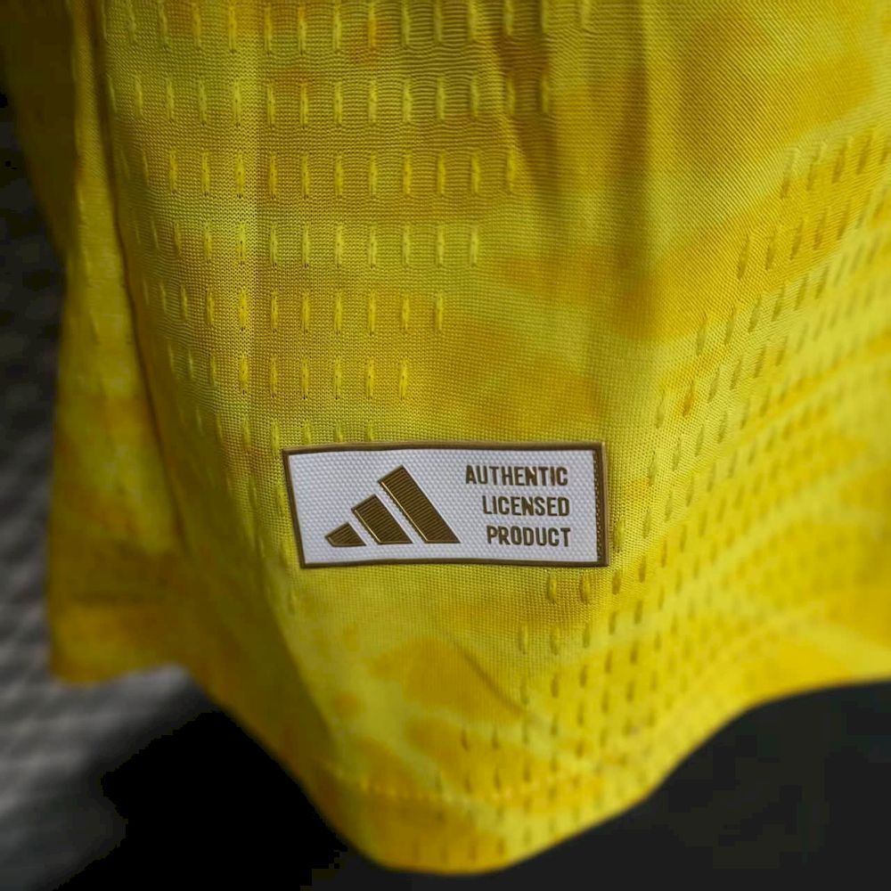 Camisa Colômbia Manga Longa 2026/27 - Versão Jogador