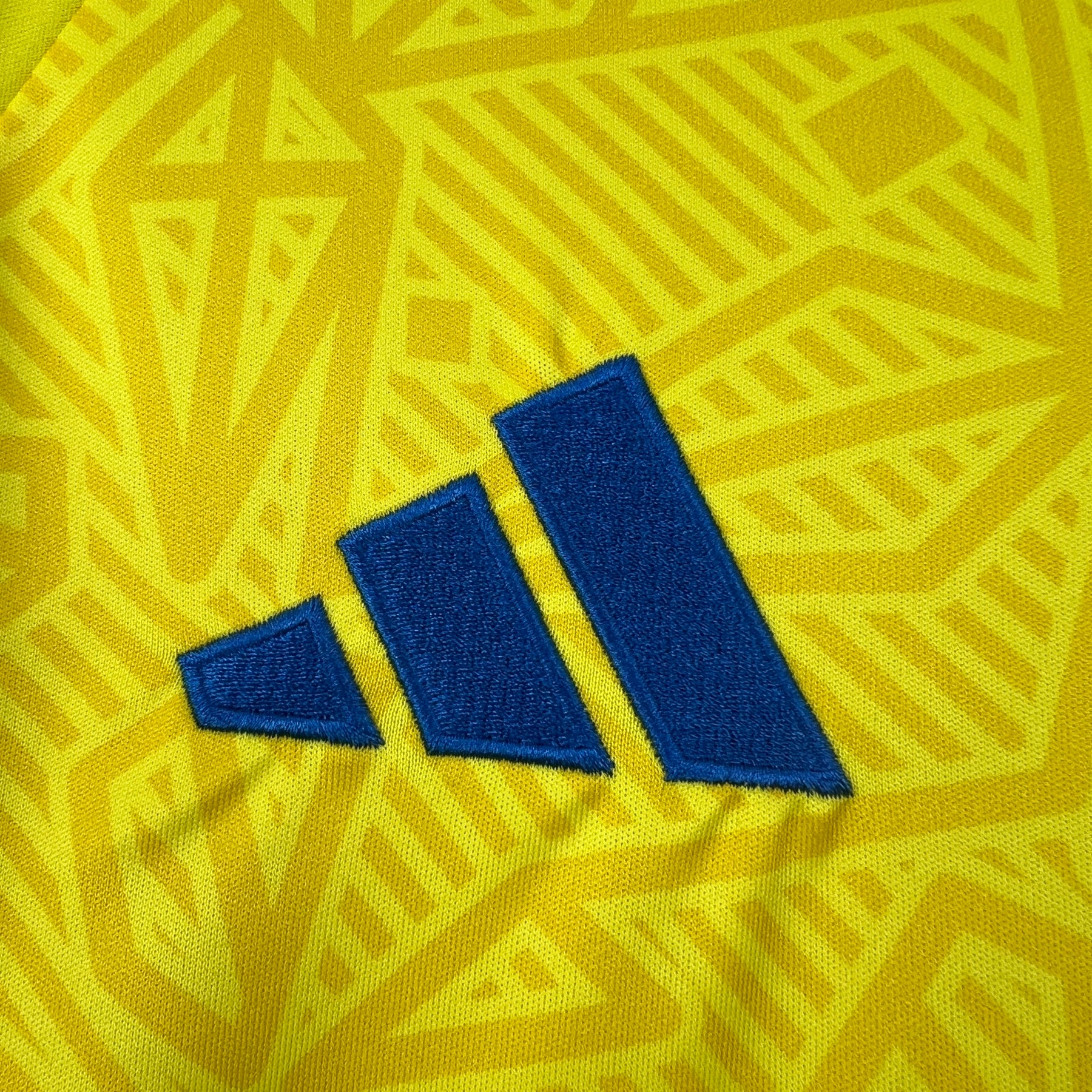 Camisa Ucrânia 26/27 - Masculina