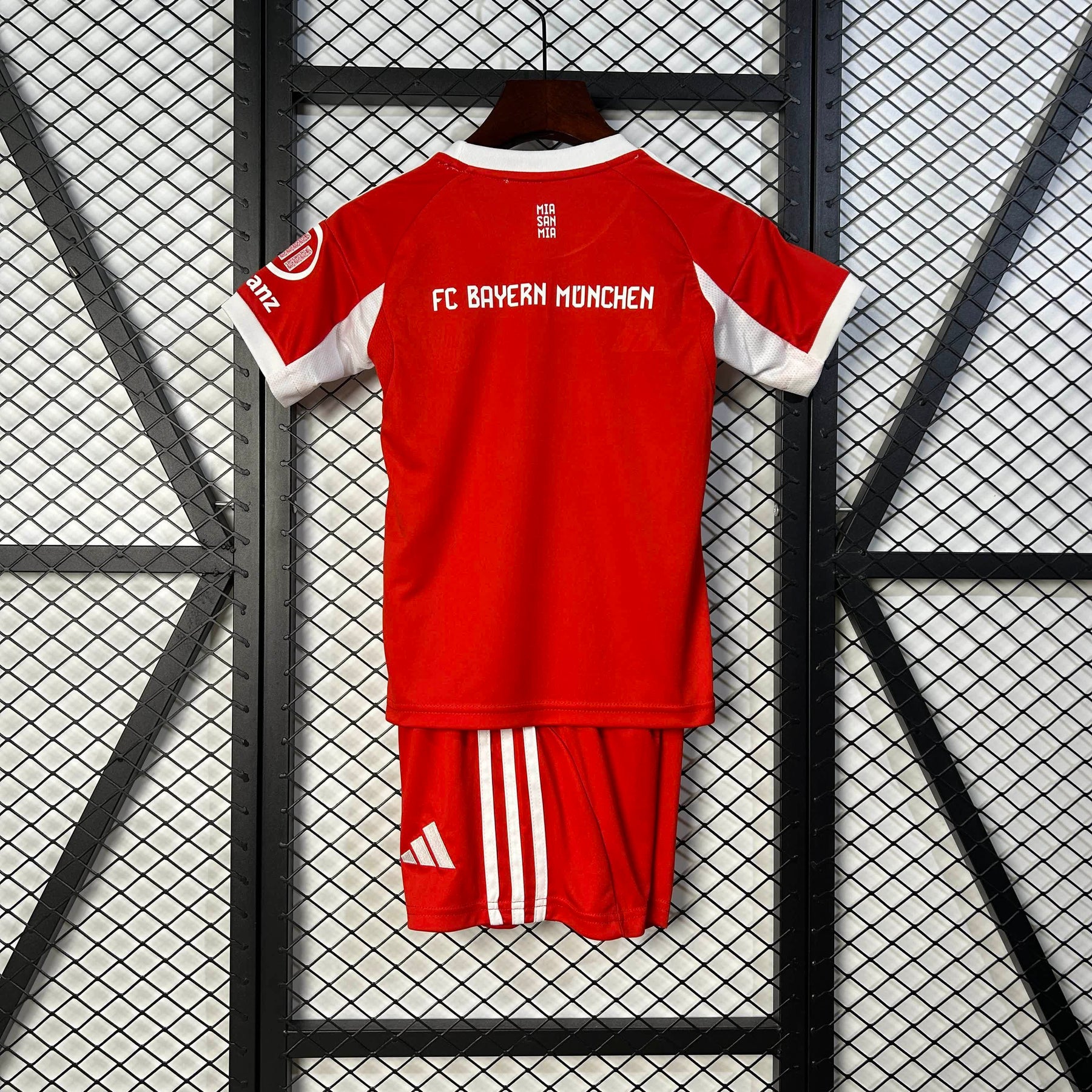 Conjunto Bayer de munique home 25/26