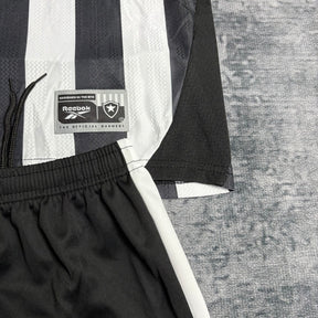 Conjunto Botafogo Home 25/26 - Preto e branco