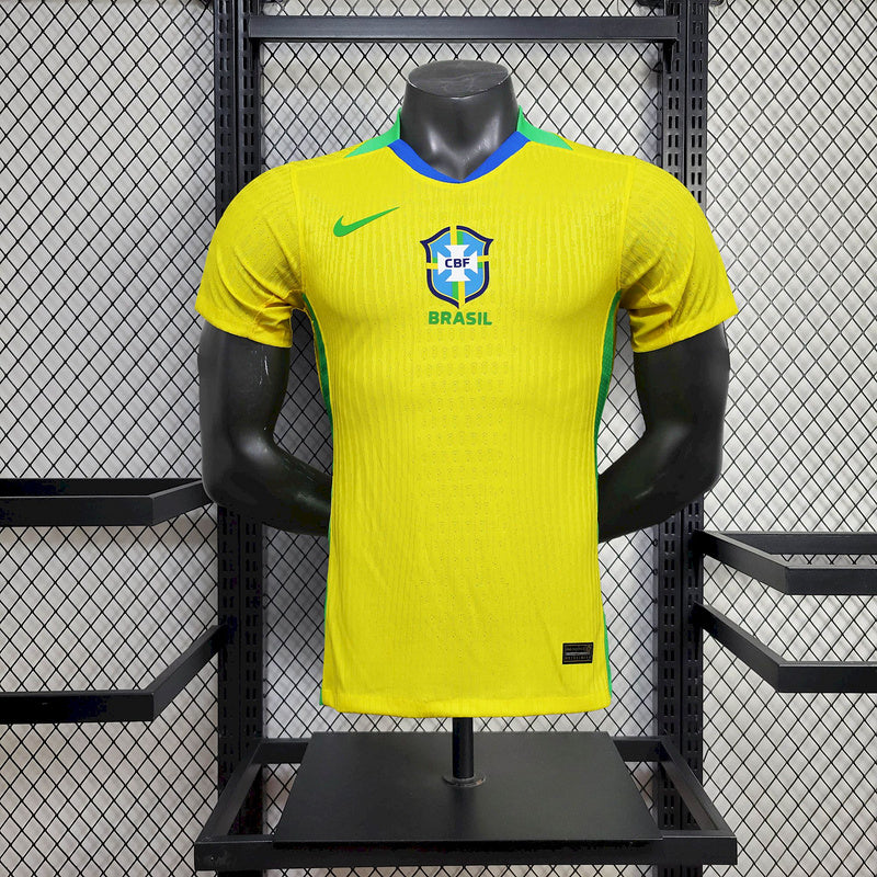 Camisa Brasil Titular 2025/26 - Versão Jogador Amarela
