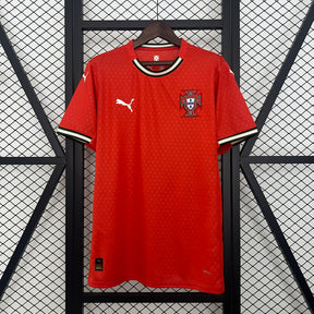 Camisa Portugal Titular 25/26 - Versão Torcedor Vermelha Puma