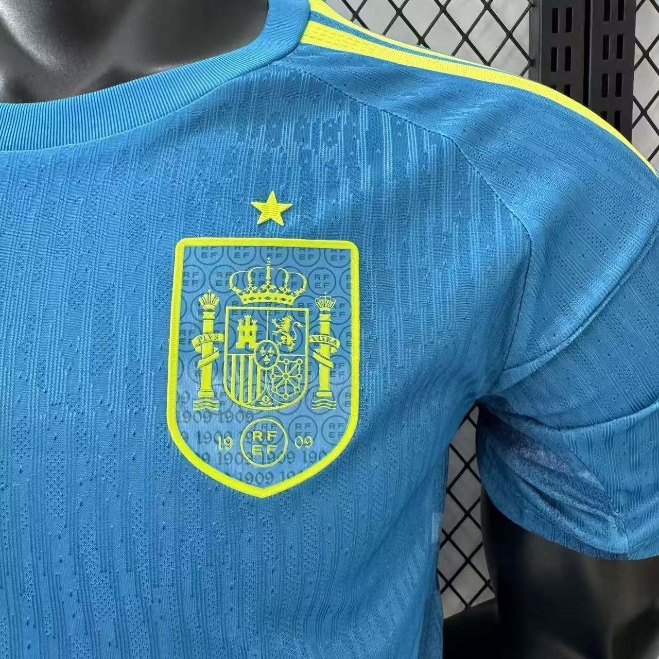 Camisa Espanha Goleiro 26/27 - Versão Jogador