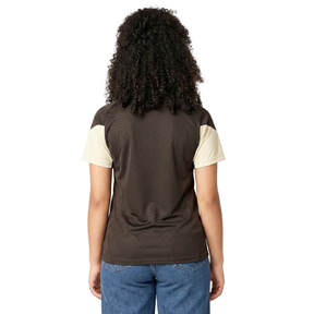 Camisa Flamengo Treino Comissão 2026 - Feminina Baby Look Marrom