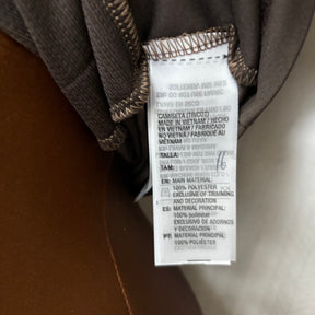 Camisa Flamengo Treino Comissão 2026 - Feminina Baby Look Marrom