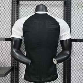 Camisa Corinthians Fora 2025/26 - Versão Jogador Preto e Branco