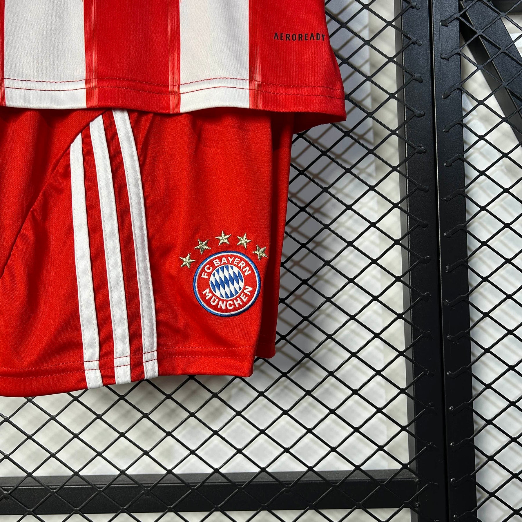 Conjunto Bayer de munique home 25/26