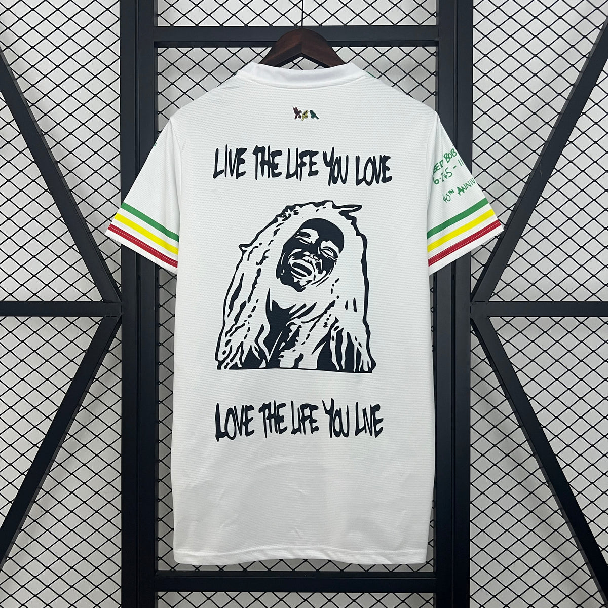 Camisa Ajax Edição Especial 25/26 - Branca Bob Marley