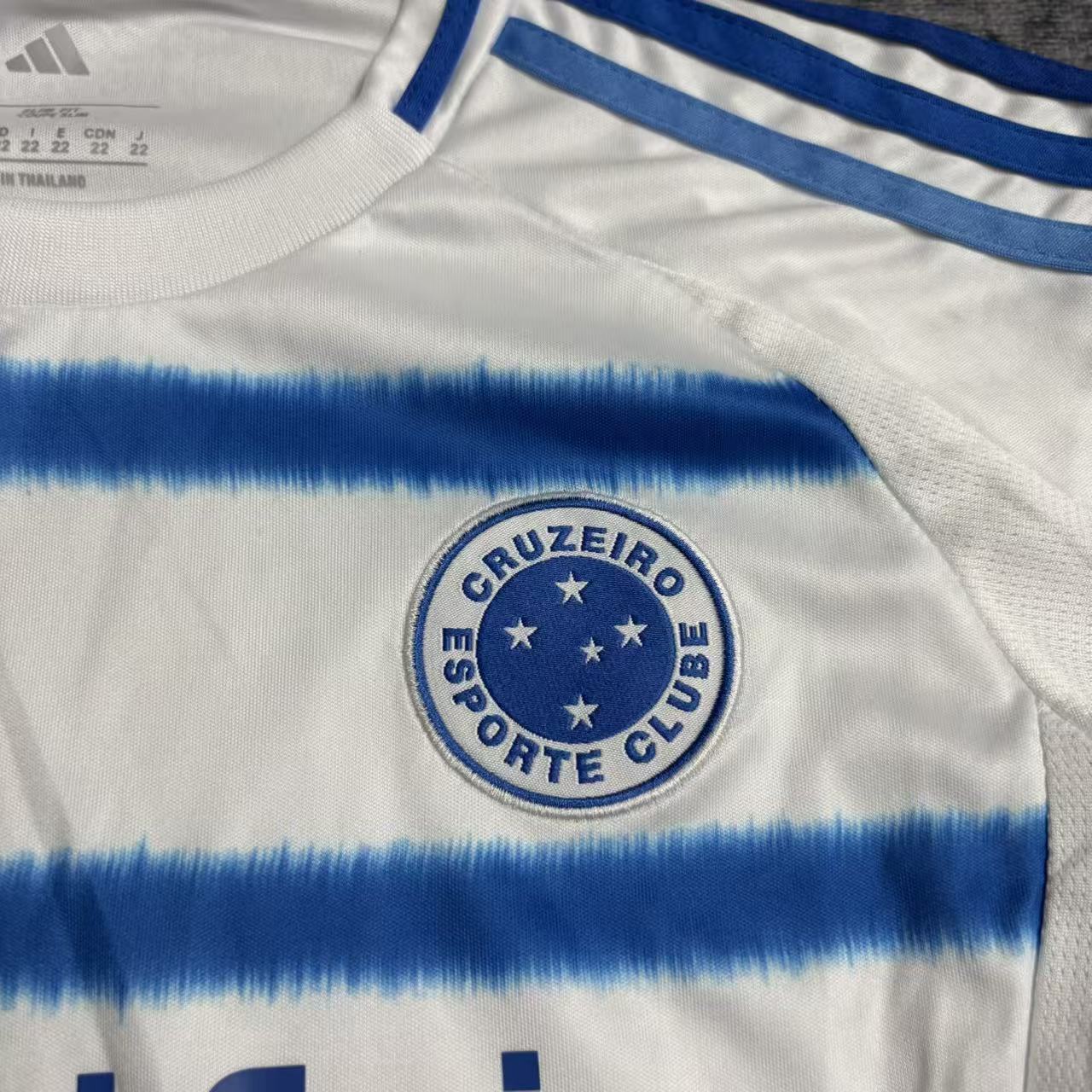 Conjunto Infantil Cruzeiro Fora 25/26 - Branco e Azul