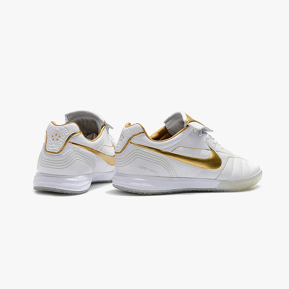 NIKE VAPOR RONALDO R10 IC + BRANCO